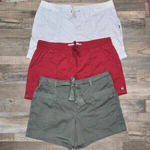 (SOLD)CLOSET SALE~ ONLY $25 TAKE ALL Lot 3 Like New Shorts sz XL 18 Orig$170+Tax
